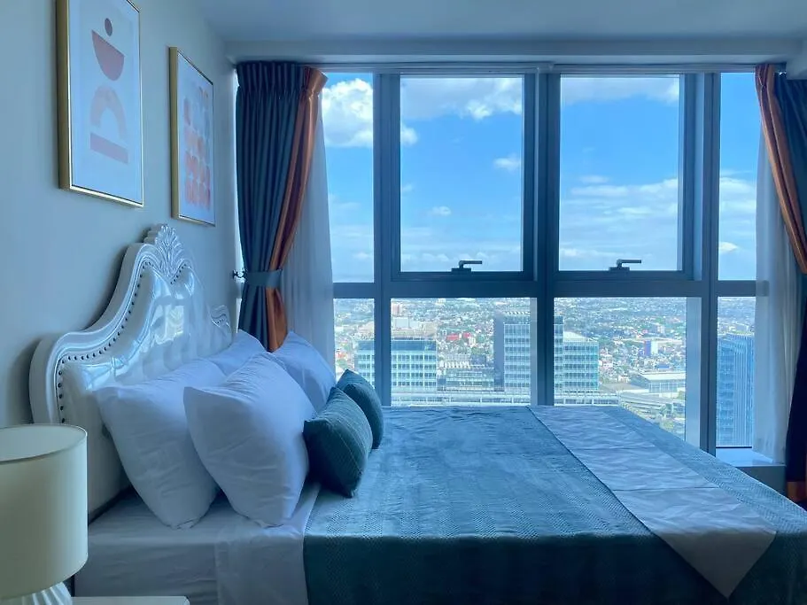 Bgc Skyline 2Br Suite With Parking In Uptown Bgc Manila 0*,  Philippines