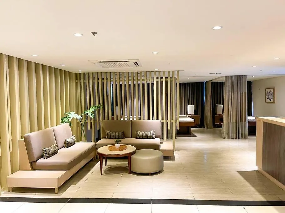 Bgc Skyline 2Br Suite With Parking In Uptown Bgc Manila 0*,  Philippines